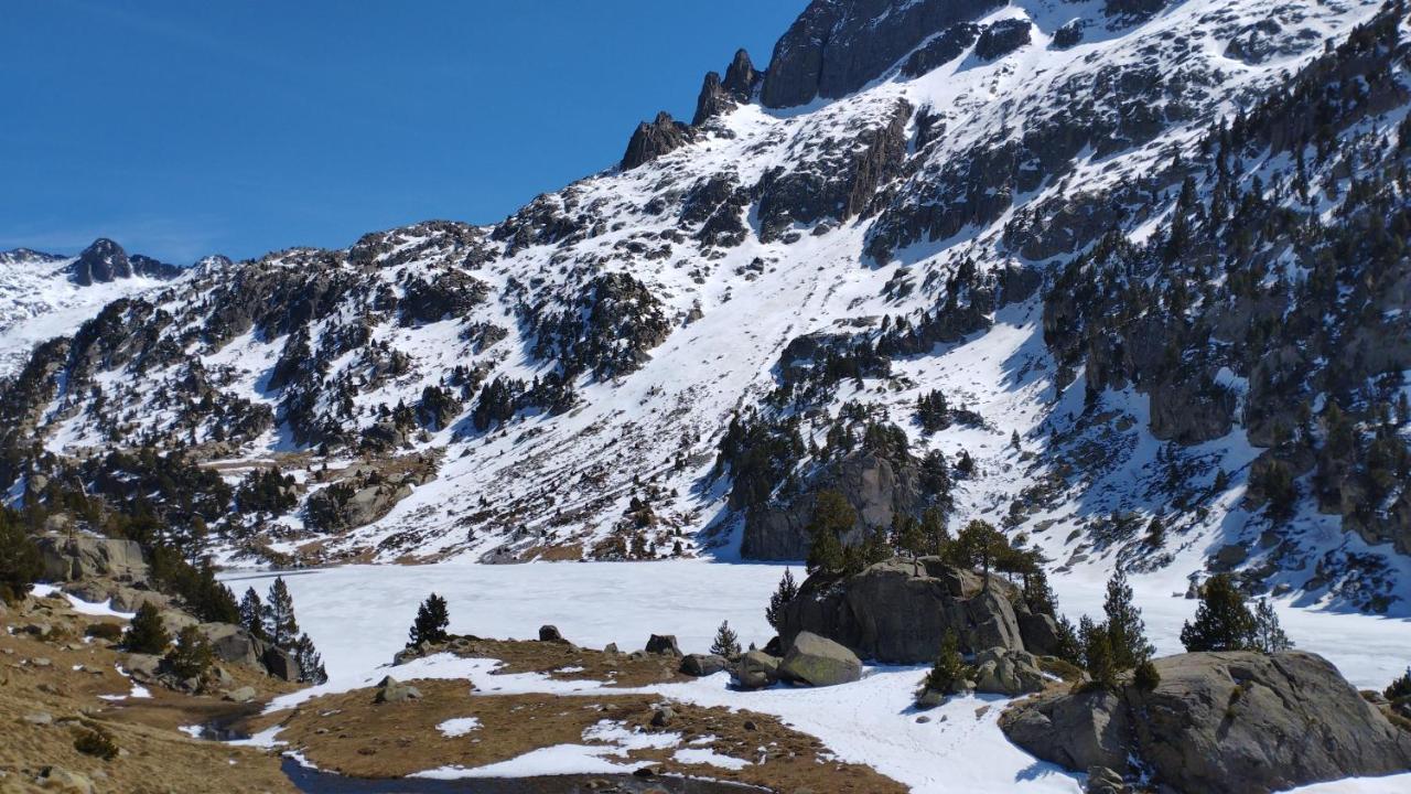Esqui, Aigueestortes Y Boi-Tauell A Tus Pies En Ebrehogar بلا ذي ليرميتا المظهر الخارجي الصورة