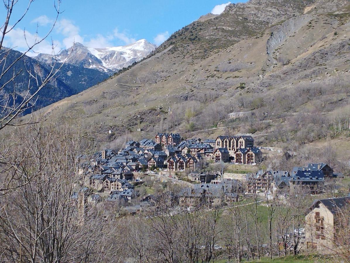 Esqui, Aigueestortes Y Boi-Tauell A Tus Pies En Ebrehogar بلا ذي ليرميتا المظهر الخارجي الصورة